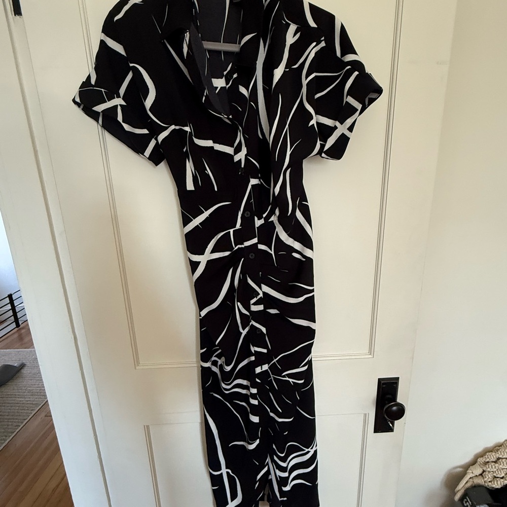 Dkny Black and White Midi Dress with Abstract Print